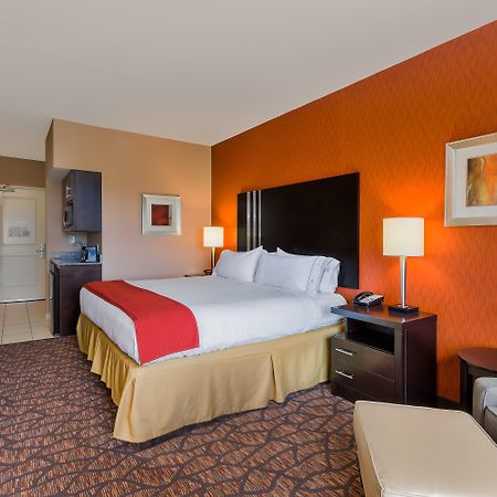 Holiday Inn Express And Suites Alpine By Ihg Exteriör bild