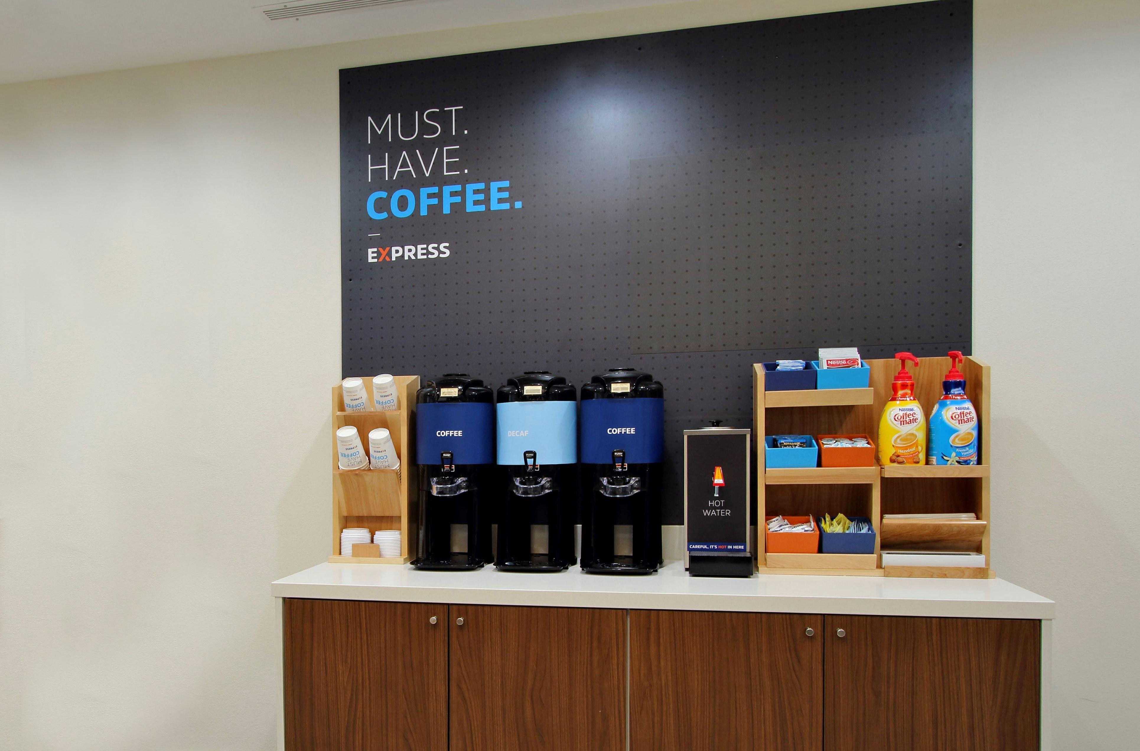 Holiday Inn Express And Suites Alpine By Ihg Exteriör bild