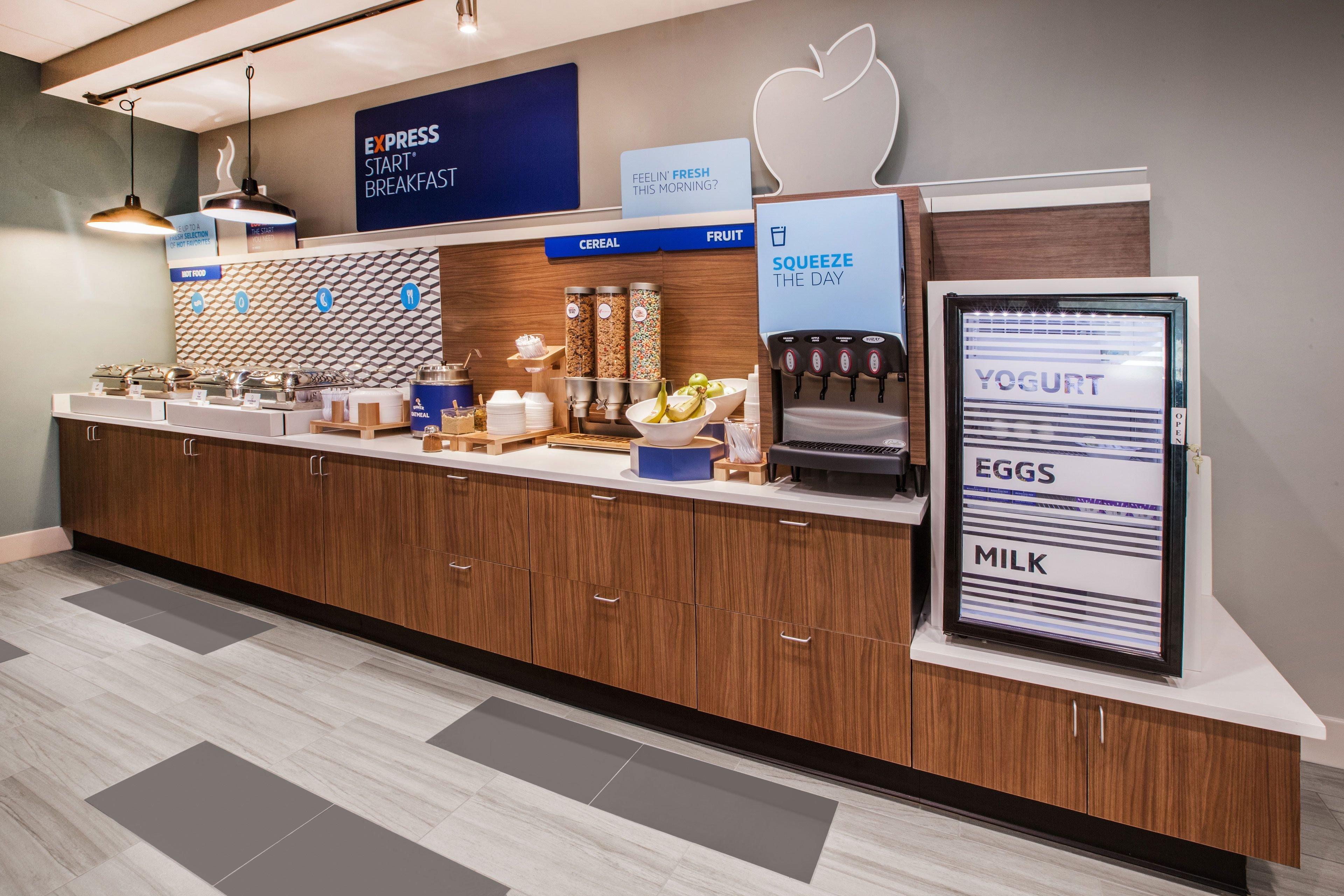 Holiday Inn Express And Suites Alpine By Ihg Exteriör bild