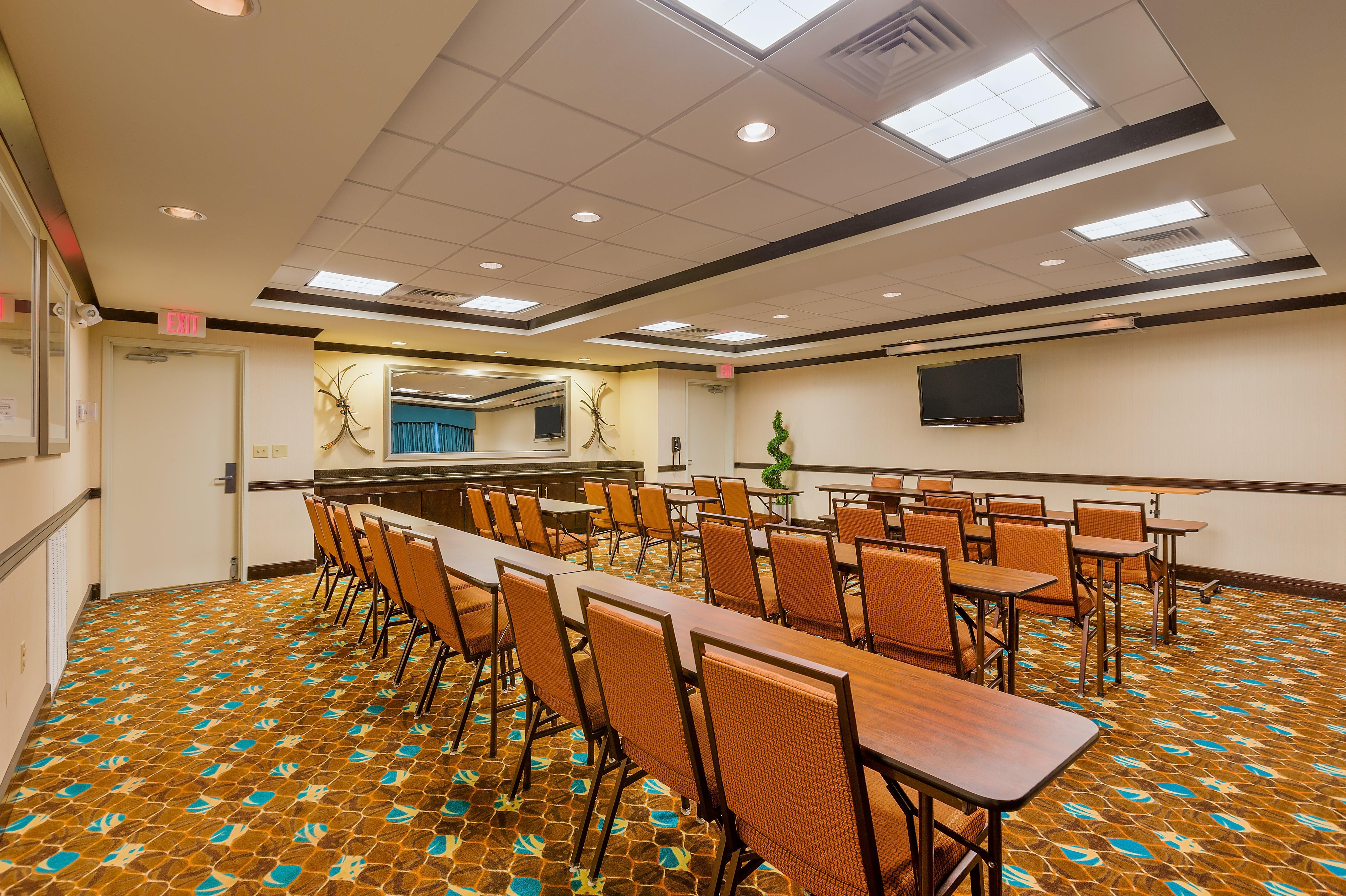 Holiday Inn Express And Suites Alpine By Ihg Exteriör bild